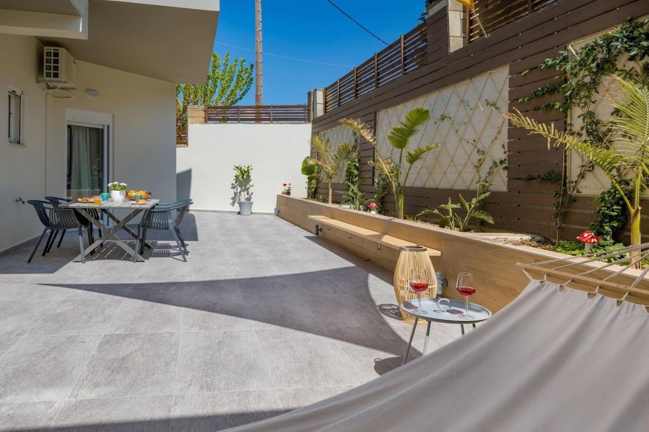 E&G Relax Homes-E Kissamos Exterior photo